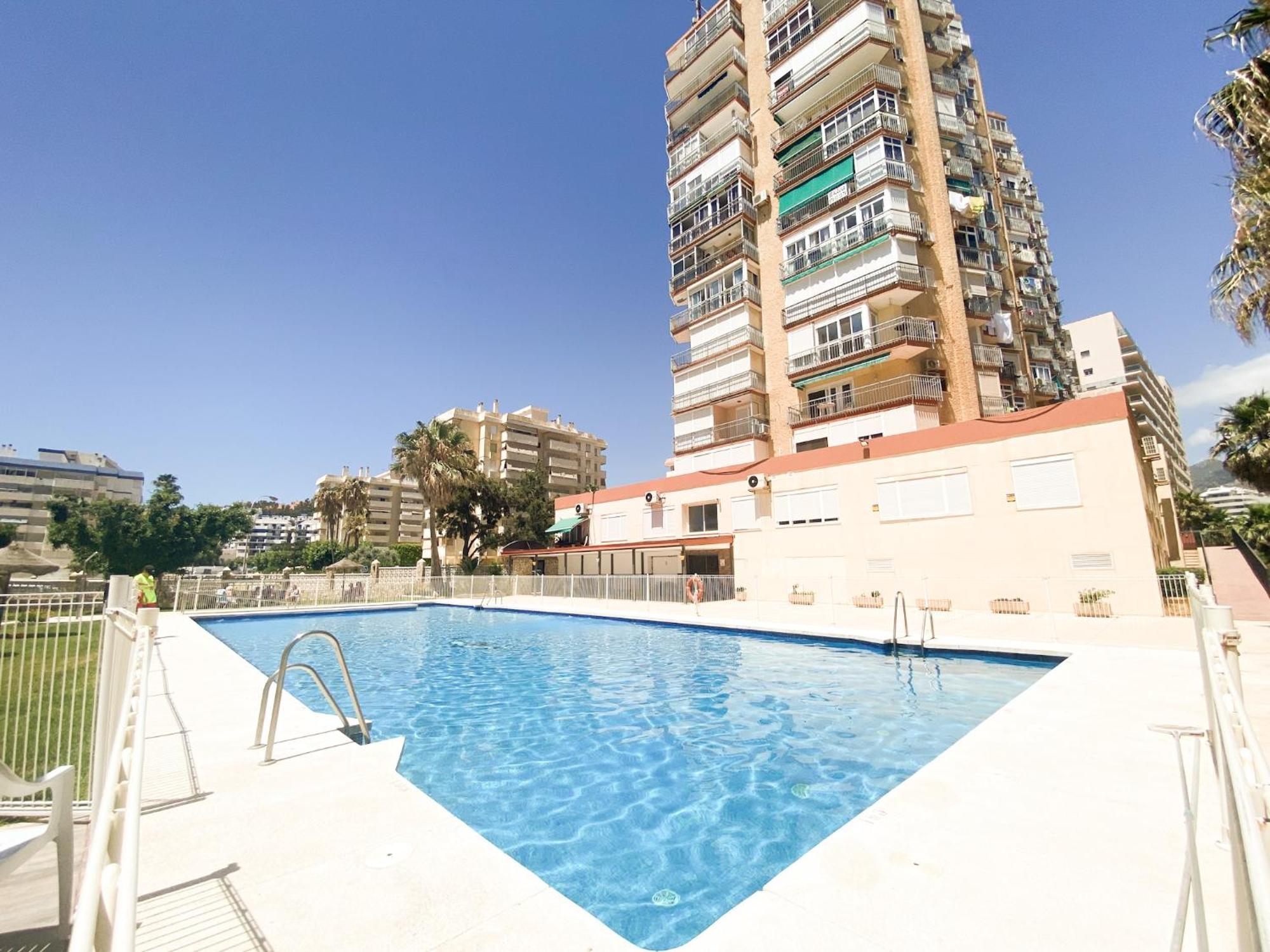 Vistas Al Mar A 1 Min De Playa Con Parkig Gratis Apartment Беналмадена Екстериор снимка